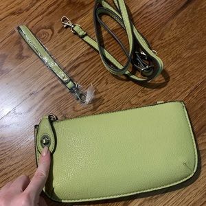 Green purse